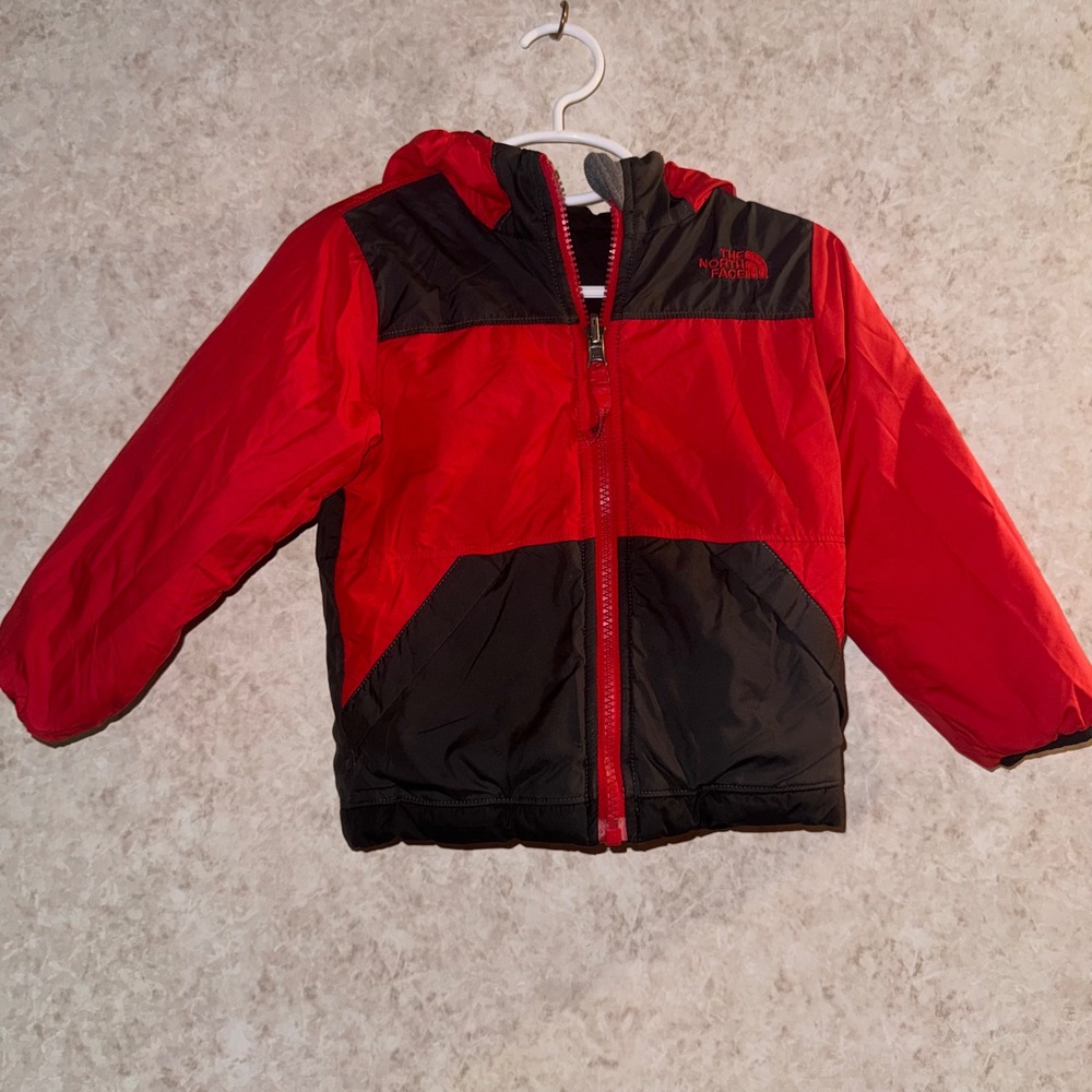 The North Face Toddler Boys Reversible Jacket Red Black Grey Fleece 2T